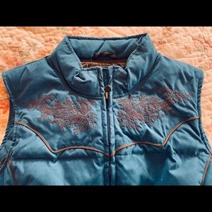 Down puffer vest with embroidery embellishment